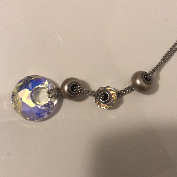 Swarovski Crystal Statement Necklace in original box - Picture 7 of 9